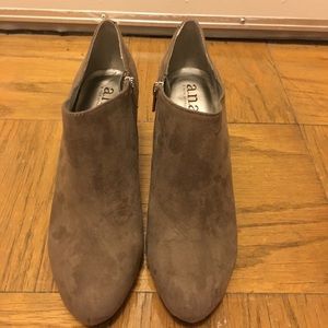 A.n.a taupe booties